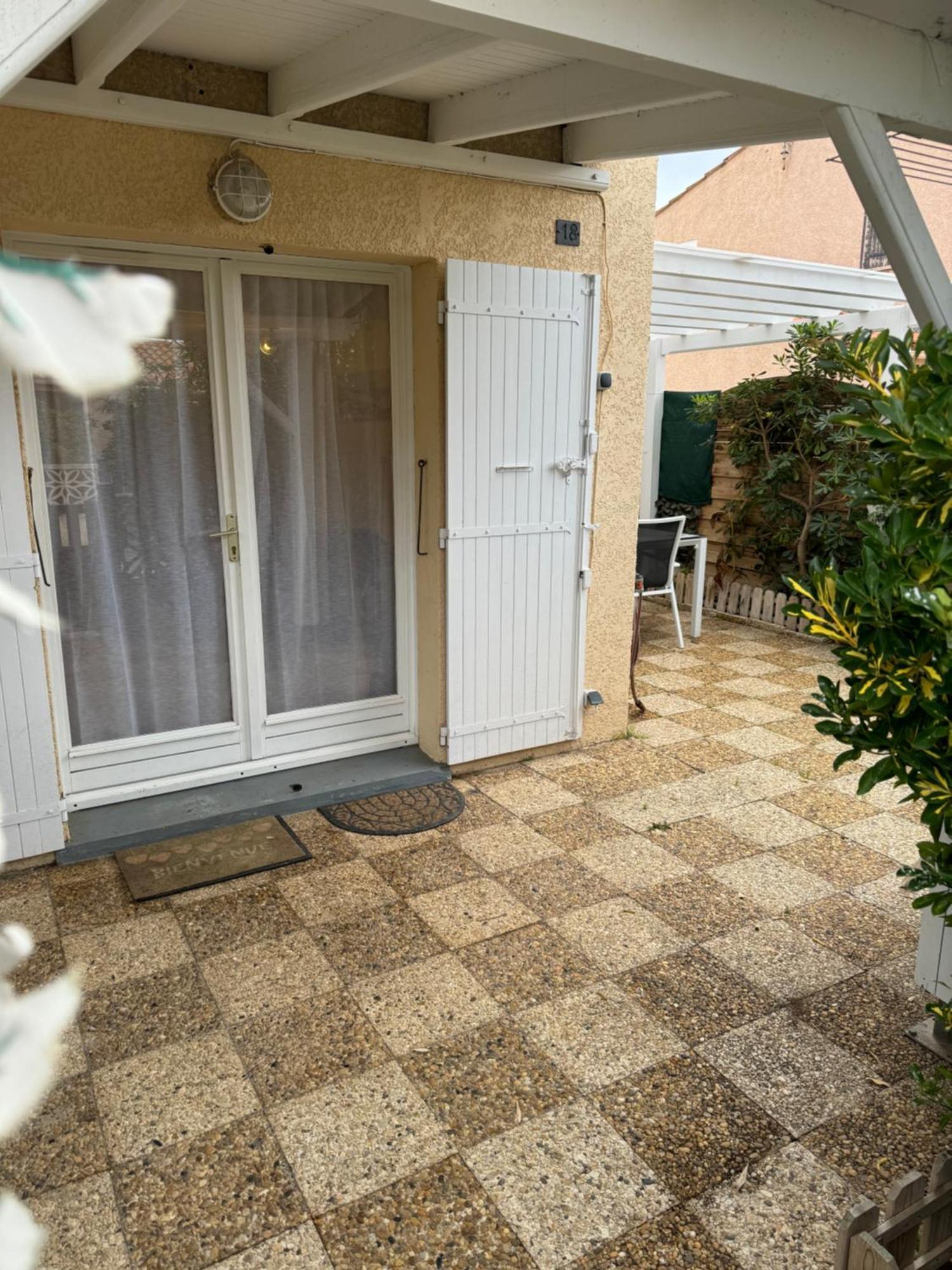 Maison Tout Confort, Bord De Mer Avec Parking Prive Gruissan Exterior foto